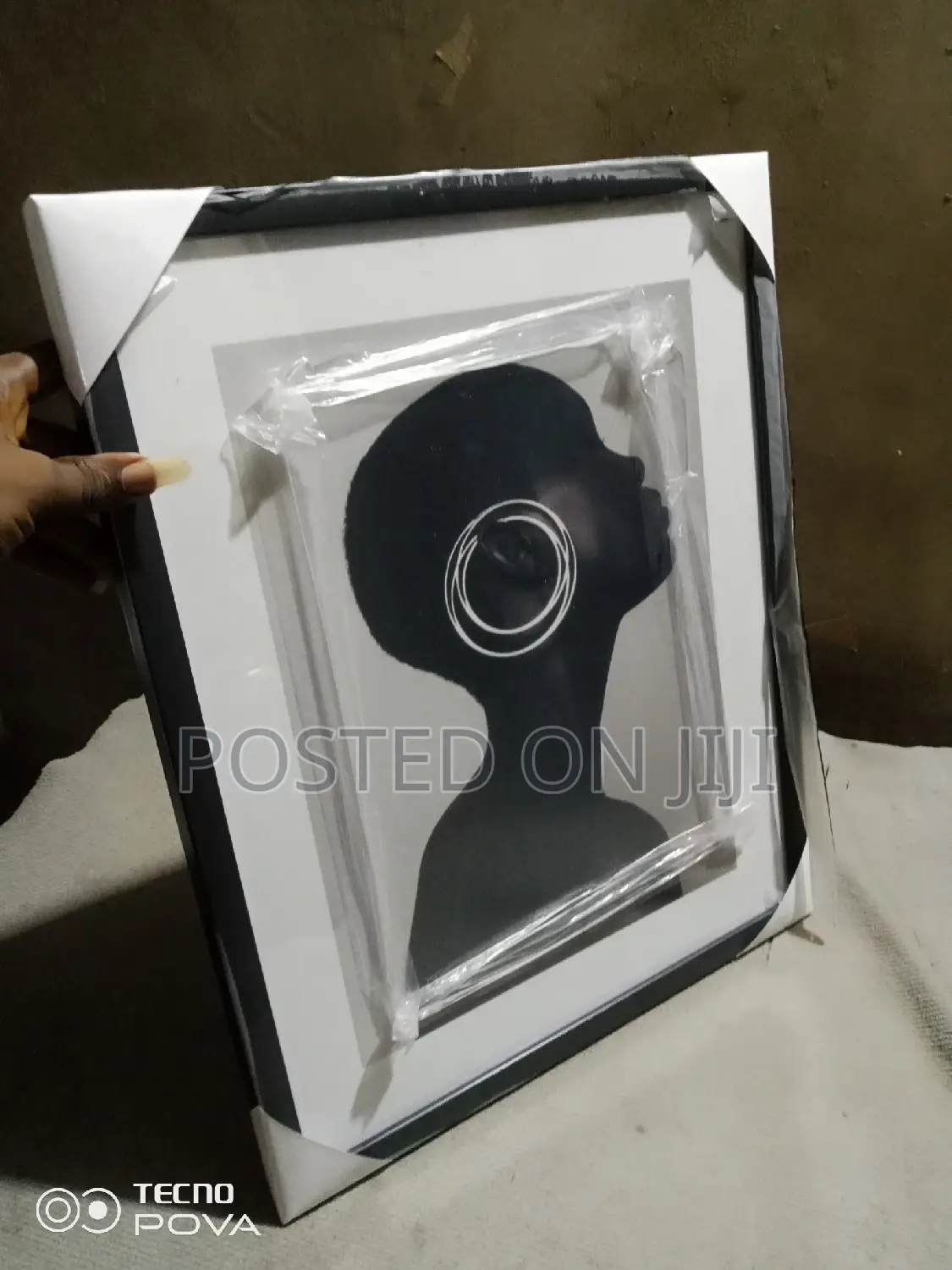 Black And White Wall Frames For Staircase