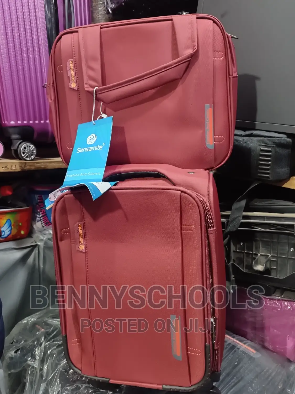 Mini Red Sensamite Classic Travelling Luggage Box and Kit