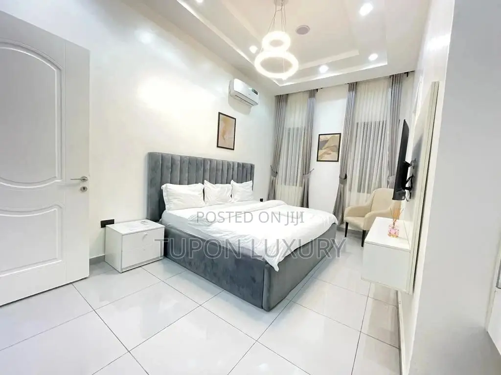 2 Bedrooms Penthouse Waterfront Lekki Phase One