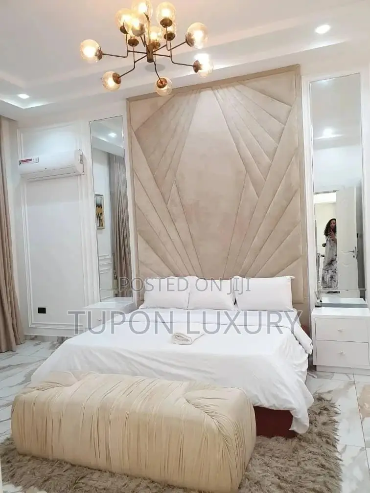 3 Bedrooms Apartment Penthouse Waterfront Lekki Phase One