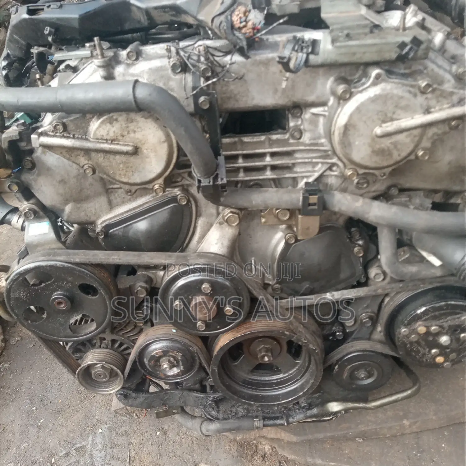Infiniti M35x Engine.