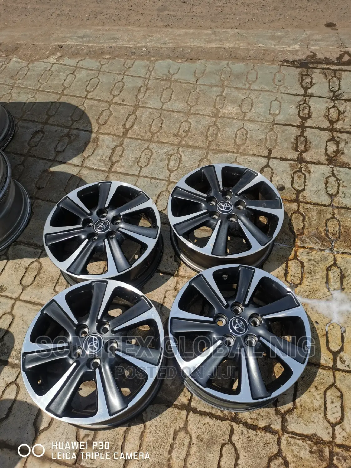 Toyota Camry 16rim.