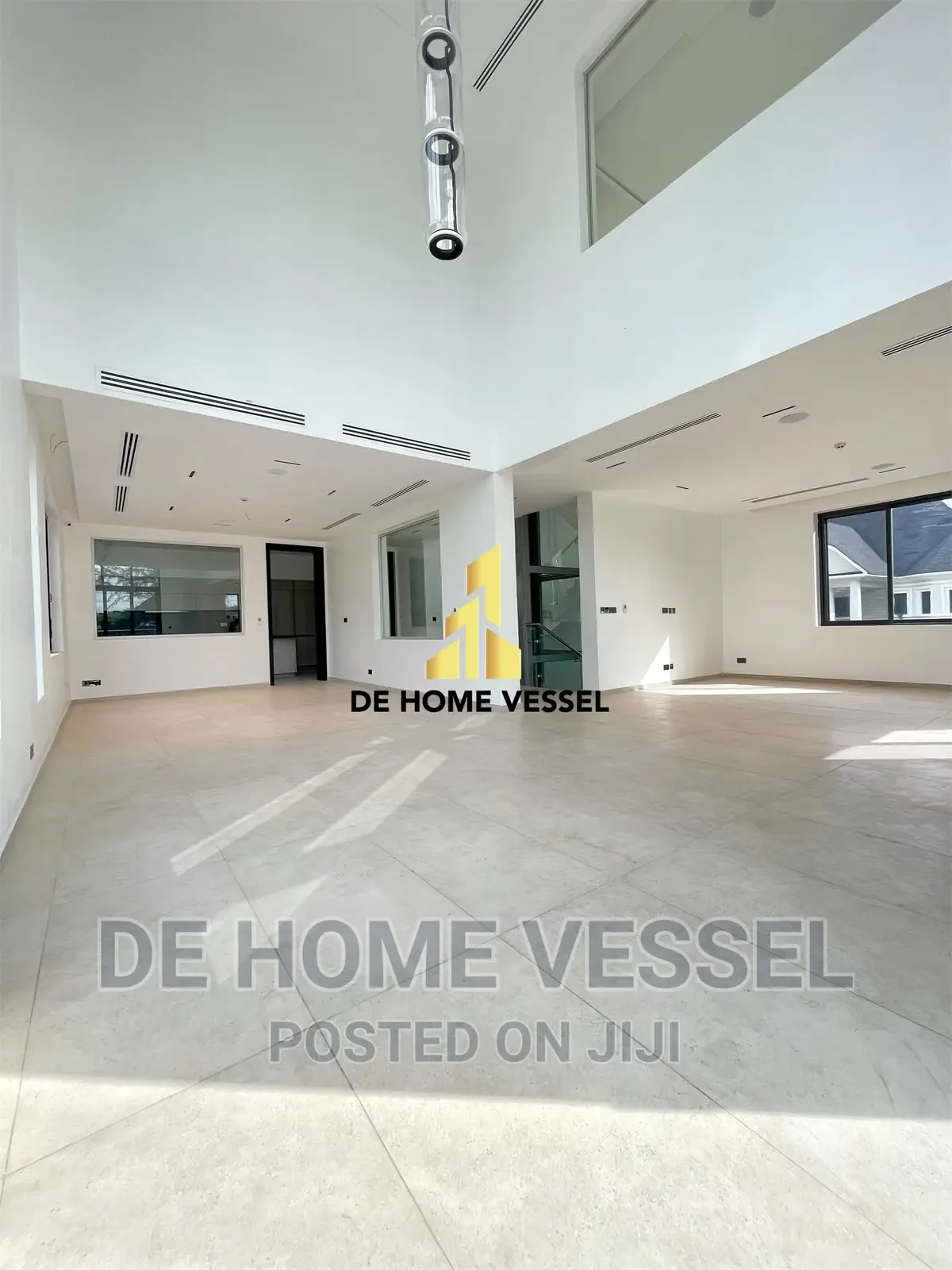 5bdrm Duplex in Banana Island for sale