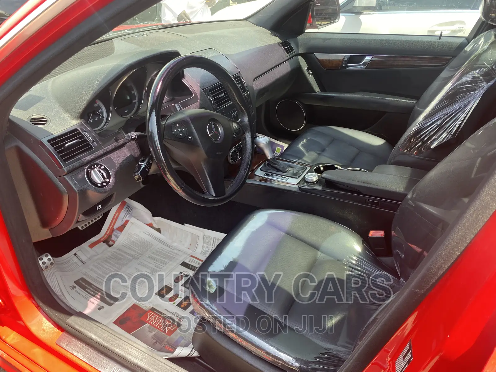 Mercedes-Benz C300 2010 Red