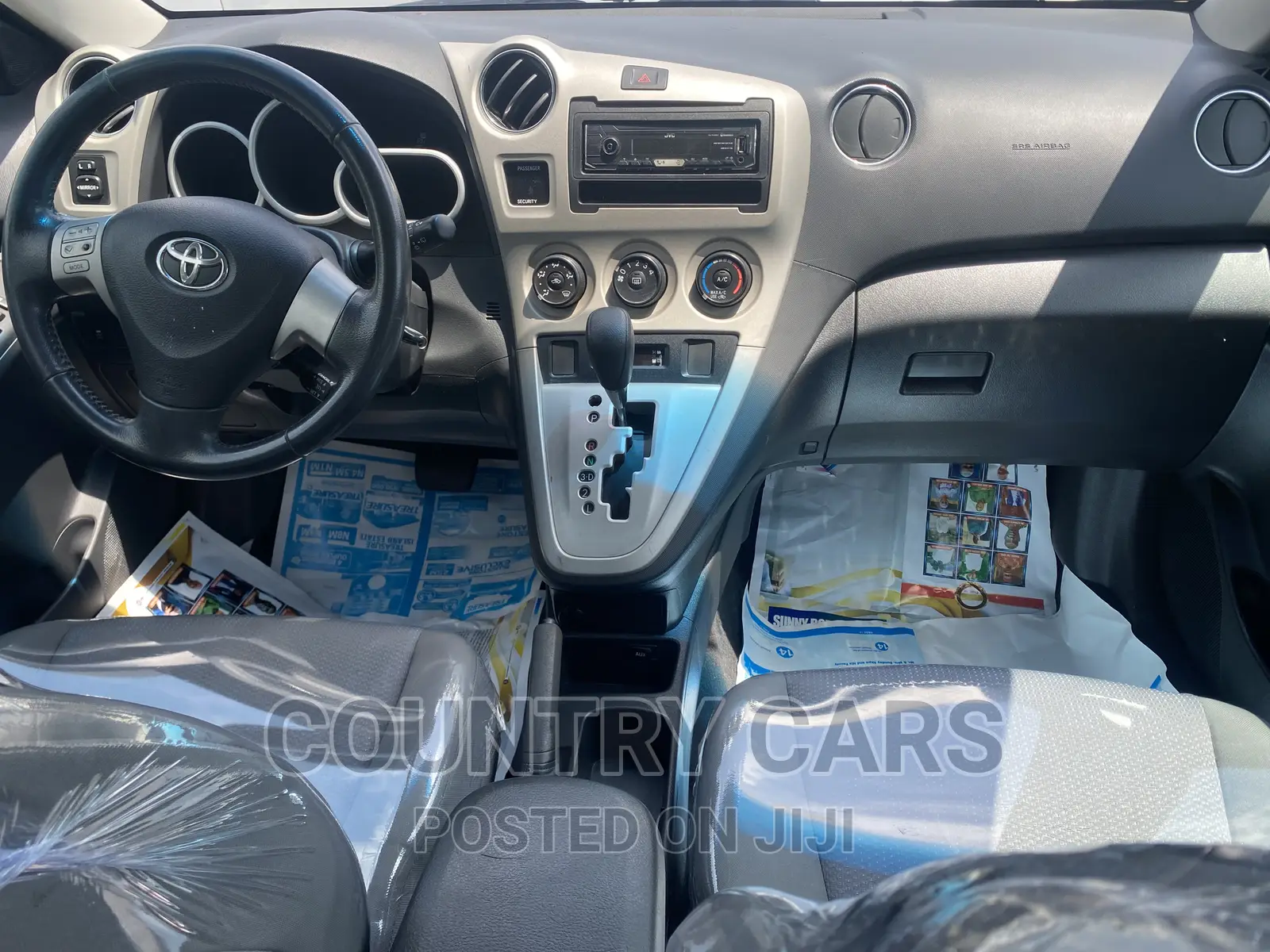 Toyota Matrix XRS Hatchback FWD (2.4L 4cyl 5A) 2010 Gray