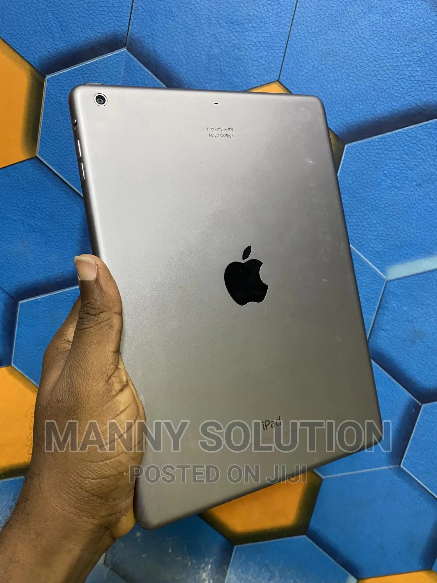 Apple iPad Air 32 GB Gray