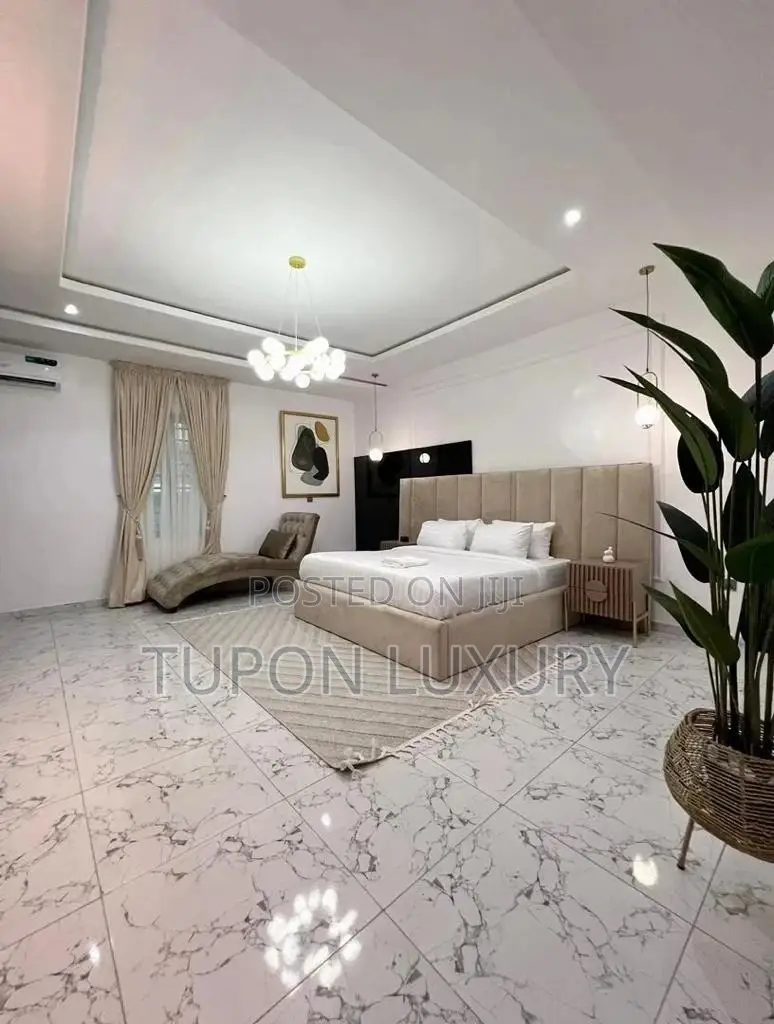Luxury 2 Bedroom Pent House With Snooker