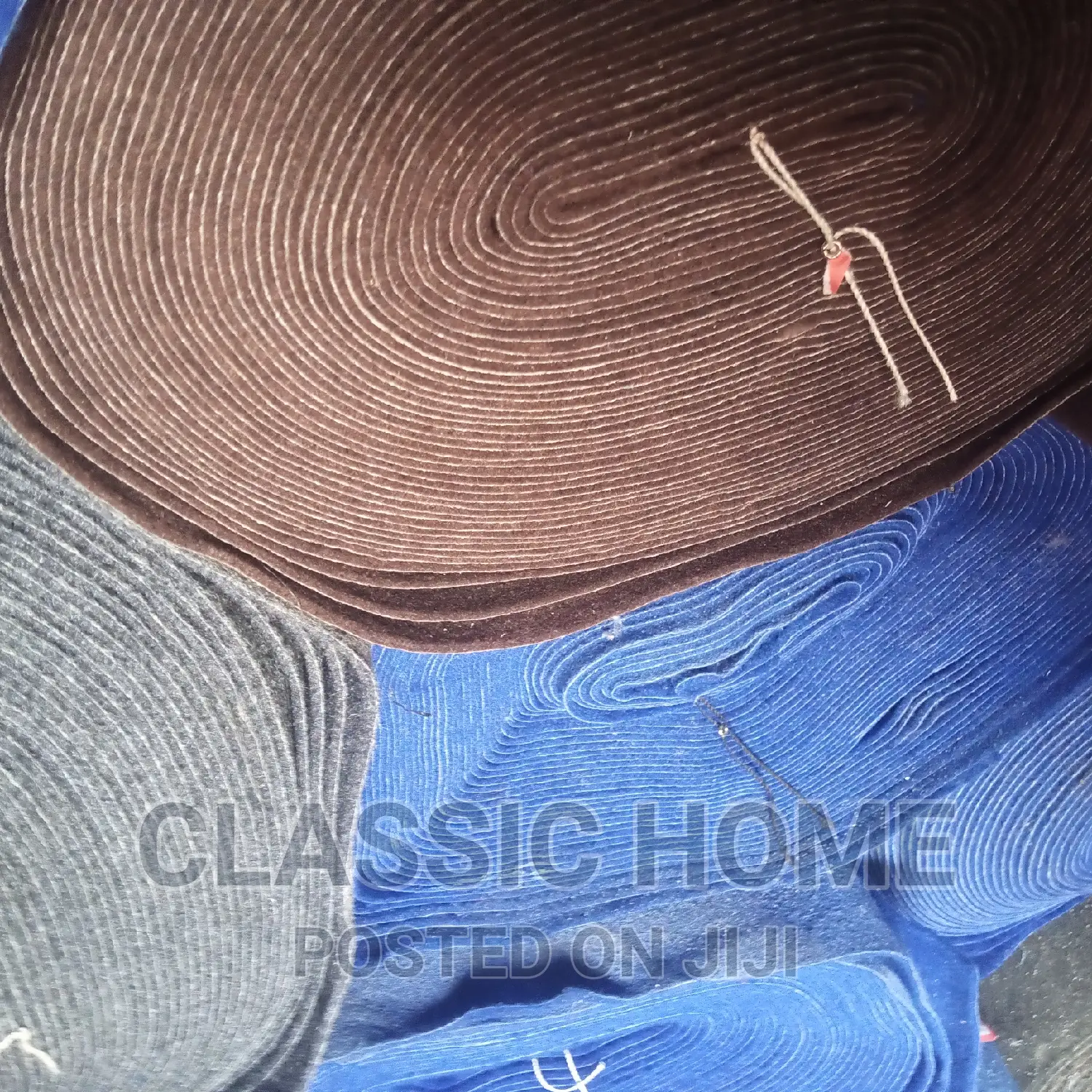 Original Wall To Wall Rug In Ikotu / Igando