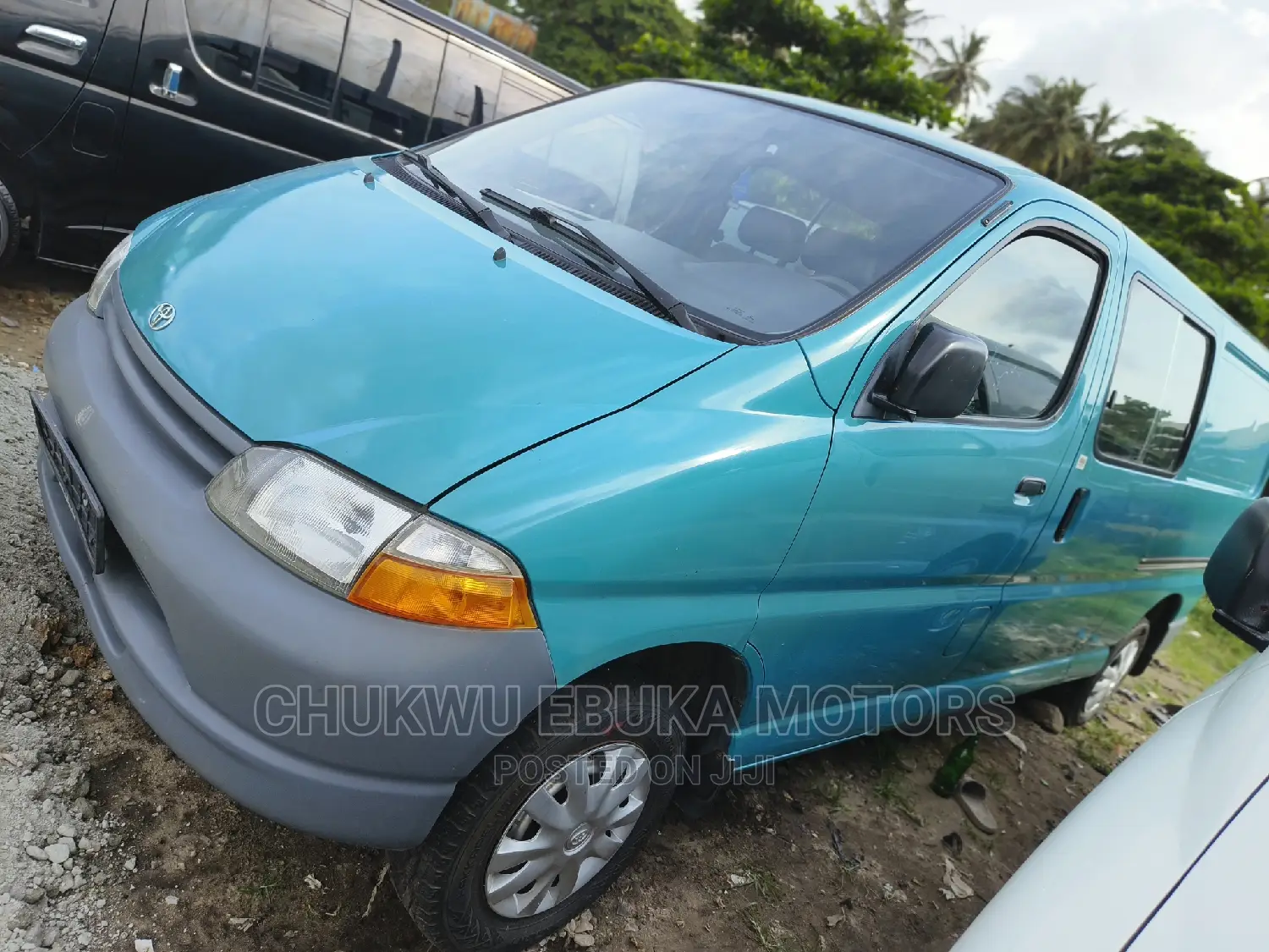 Toyota HiAce 2005 Blue