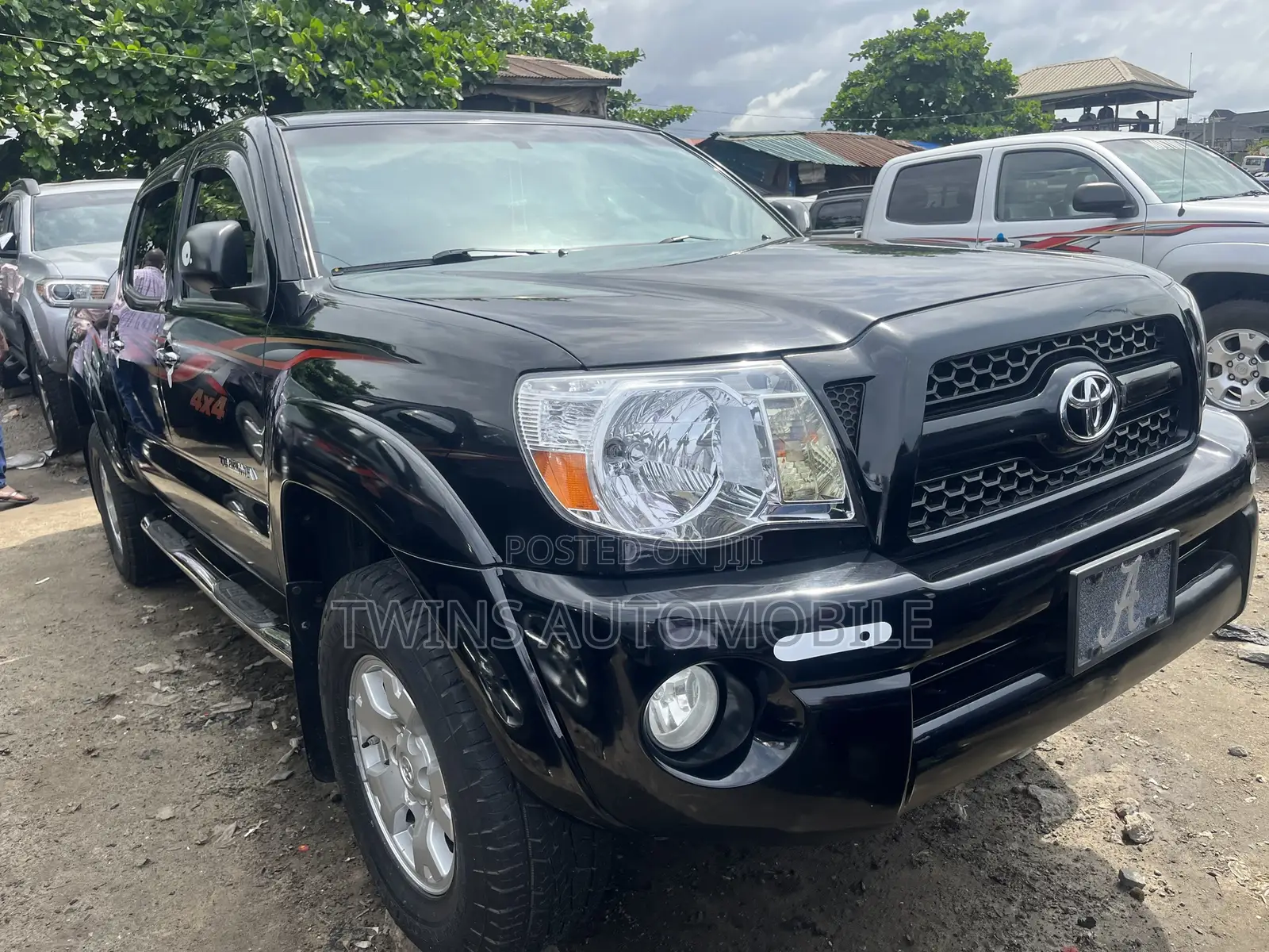 Toyota Tacoma Double Cab V6 Automatic 2011 Black