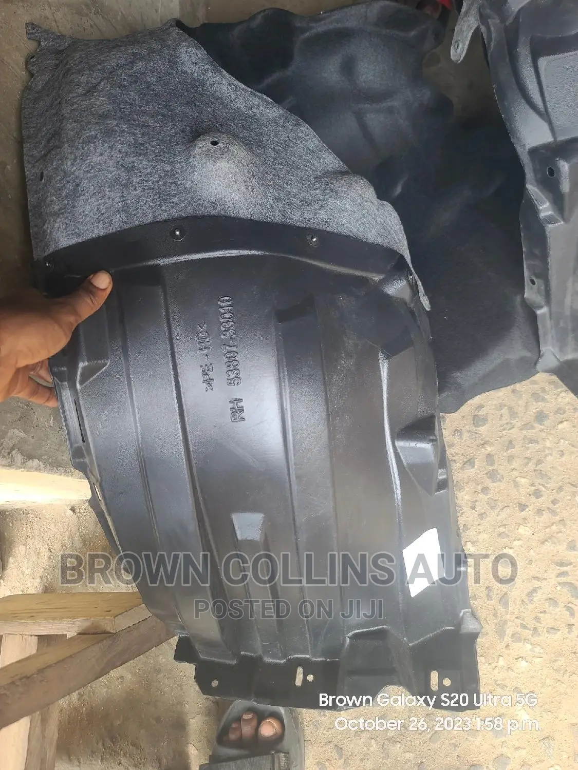 Sand Protector Lexus Es350 2016-2018