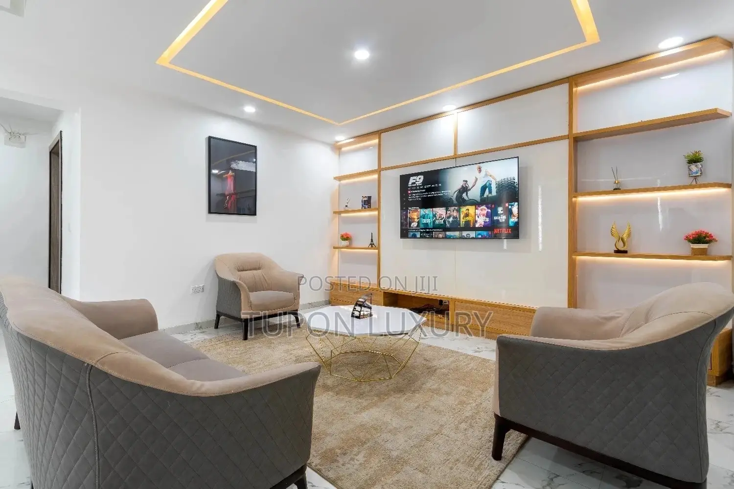 Two Bedroom Apartment With Pool, Gym, and Snooker