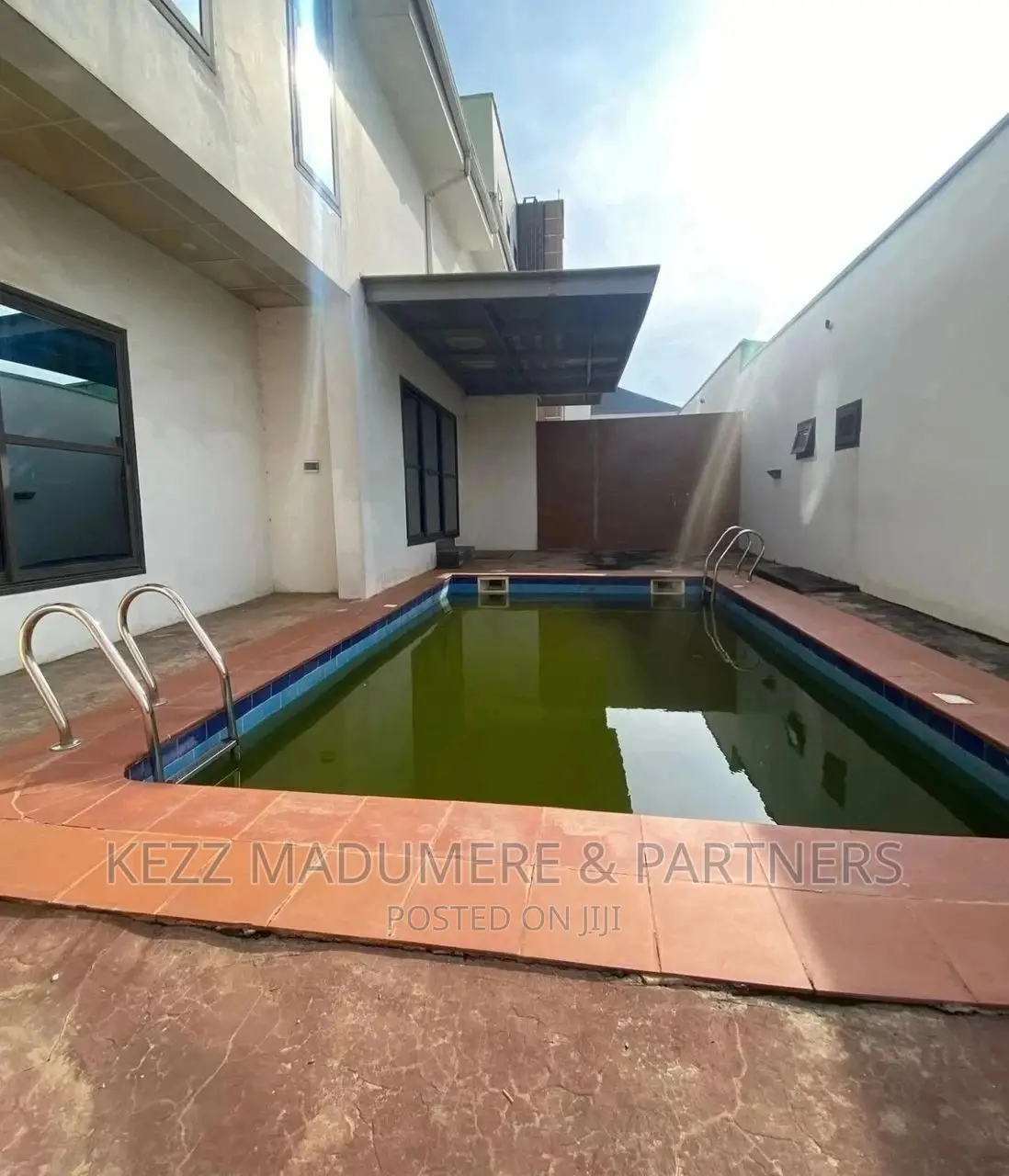8bdrm Duplex in Asokoro Extension, for sale