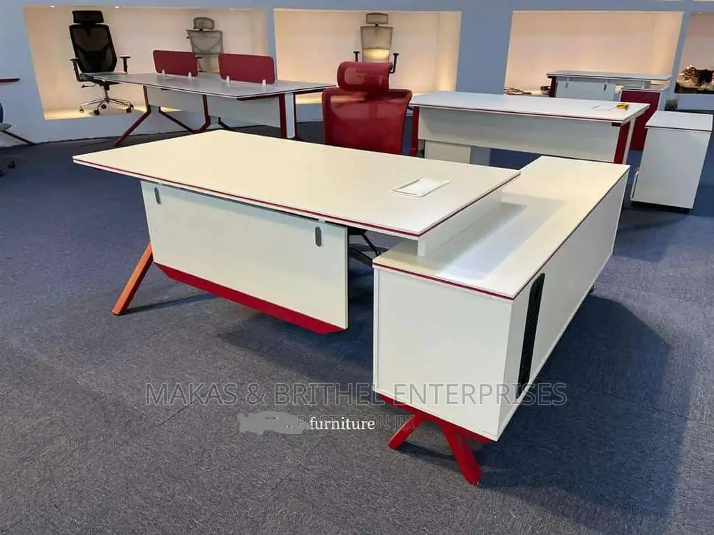 1.6mitets Boss Office Desk
