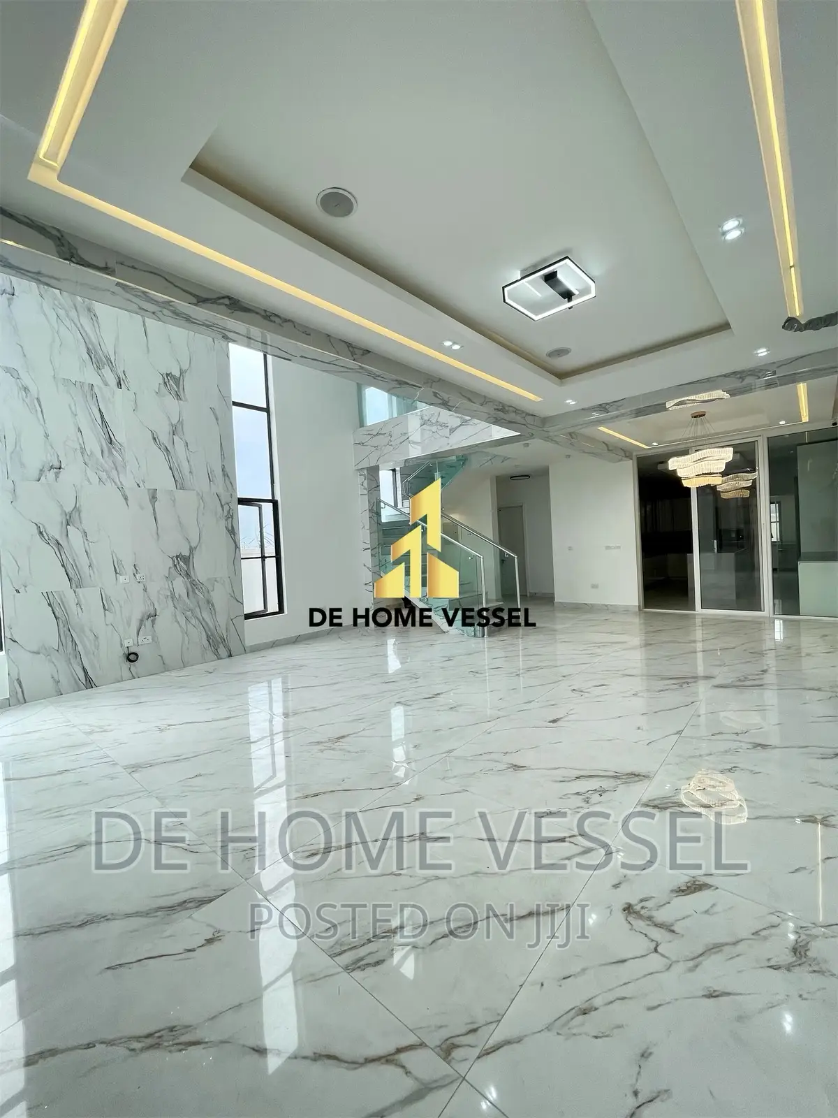 5bdrm Duplex in Osapa london for sale