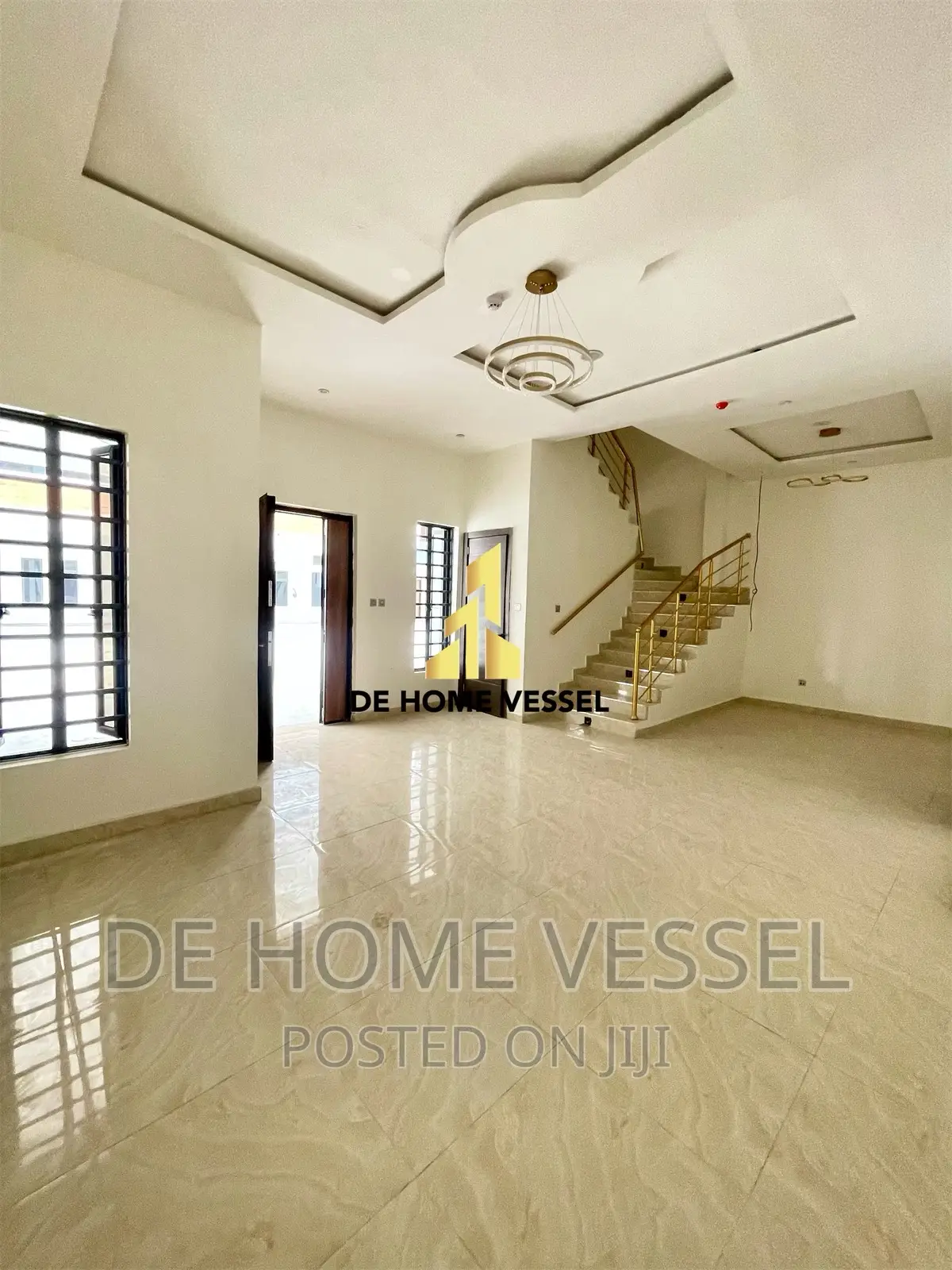 4bdrm Townhouse/Terrace in Ikate for sale