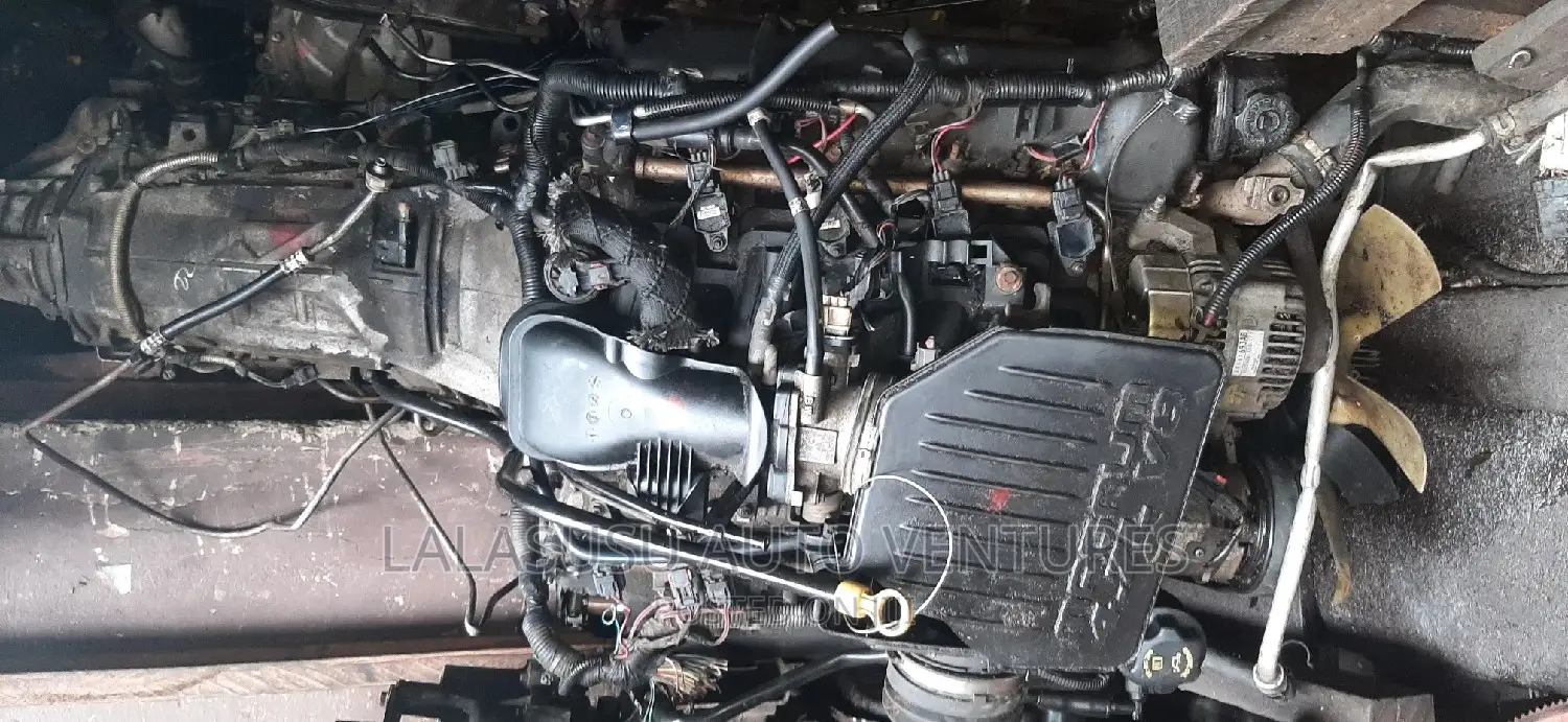 Engine Dodge Magnum Durango, Ram Cherokee 4.7L V8