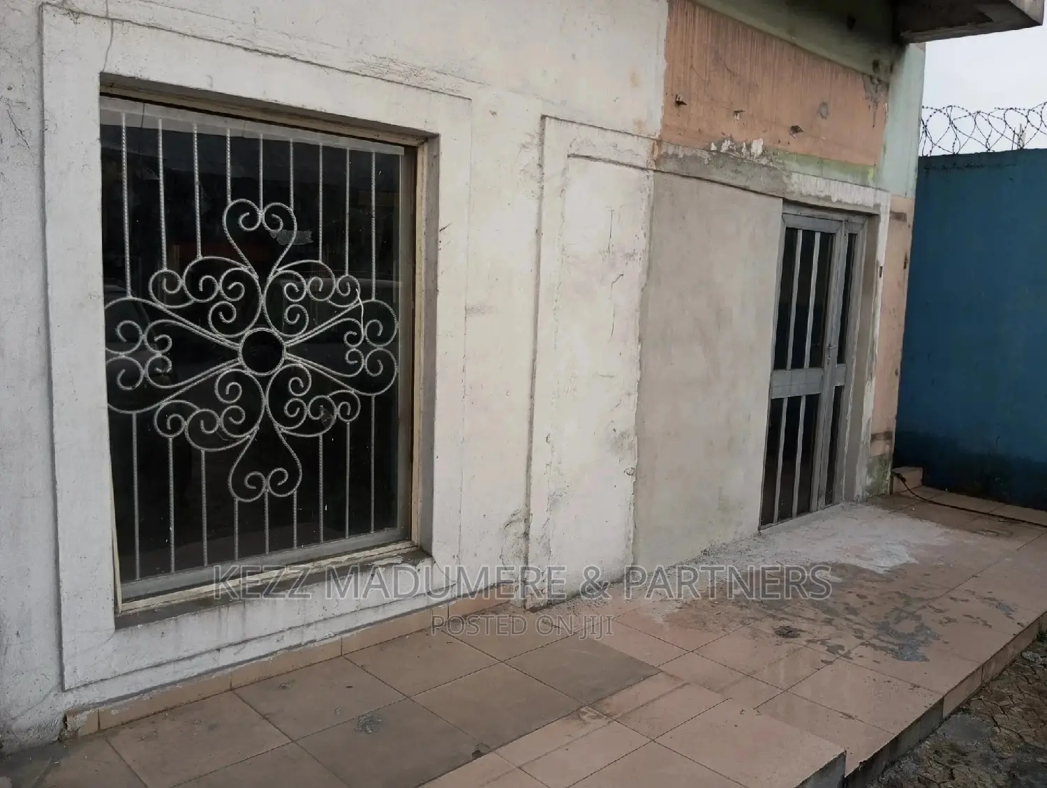 For Sale: 3 Shops on Woji Major Road