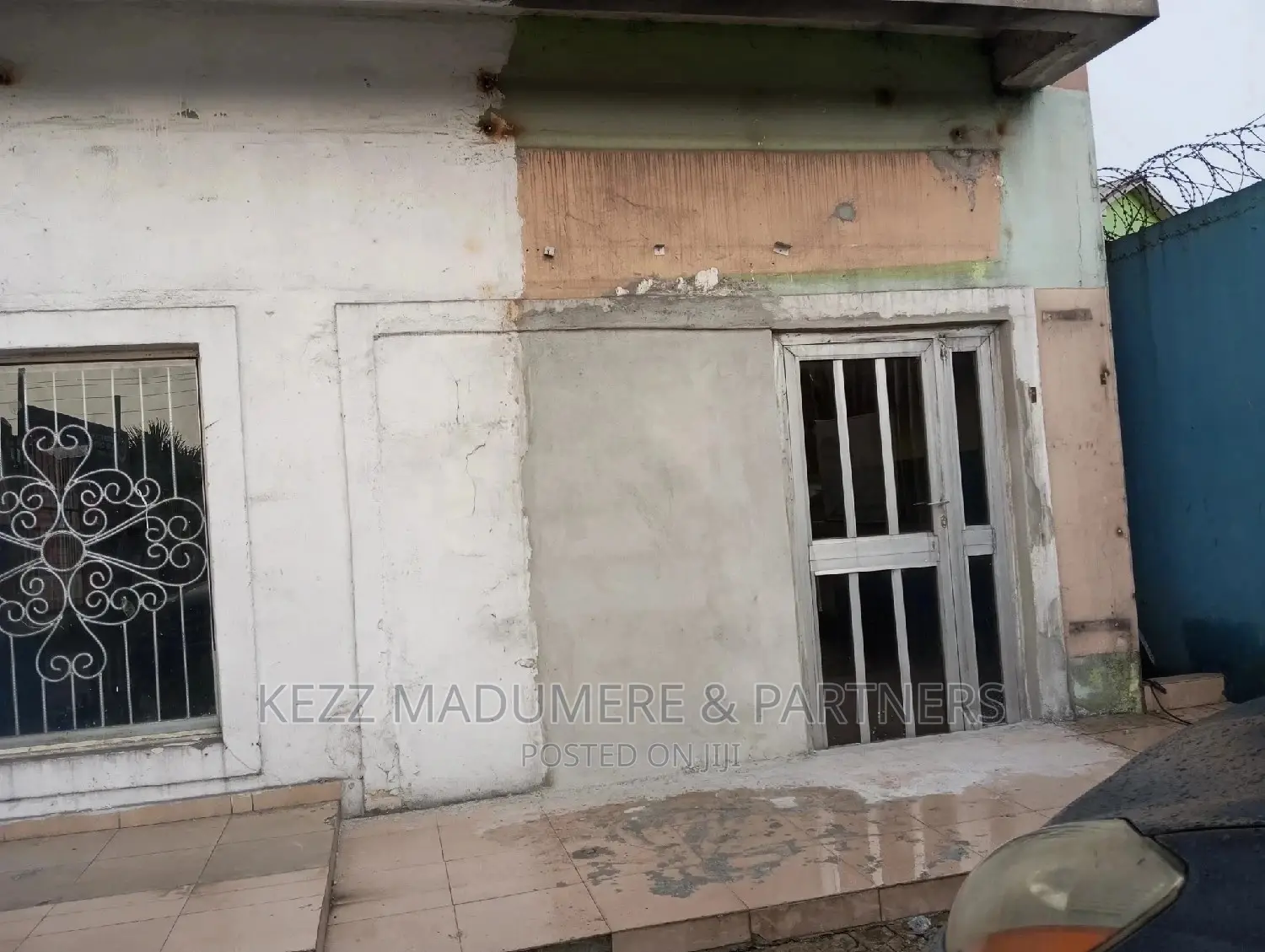 For Sale: 3 Shops on Woji Major Road