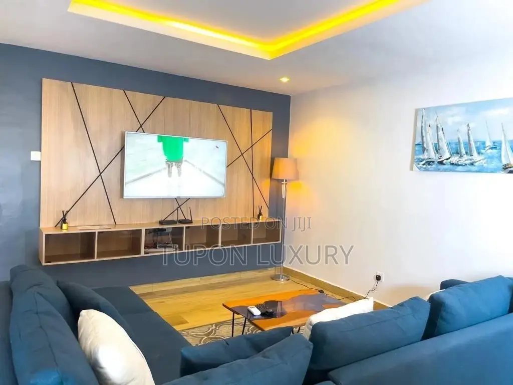 Luxury 1 Bedroom Apartment in Vitoria Island