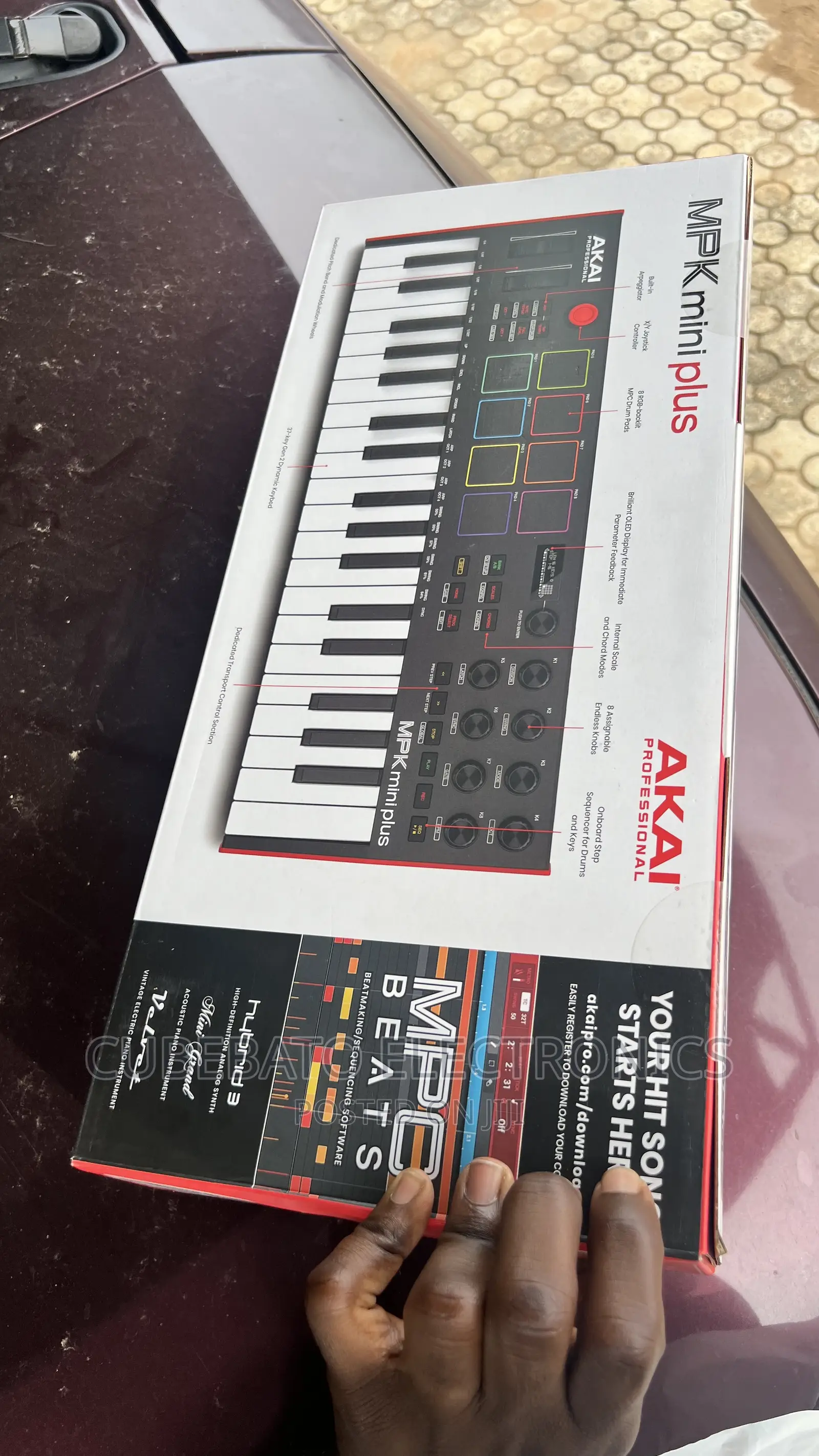 Akai MPK Mini Plus