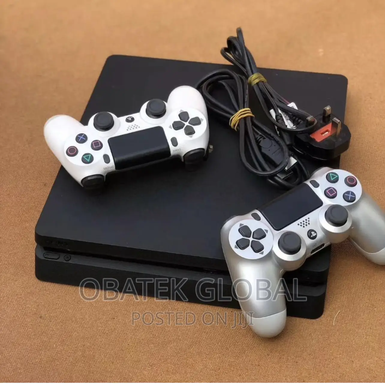 UK Used PS4 Controller and Pad