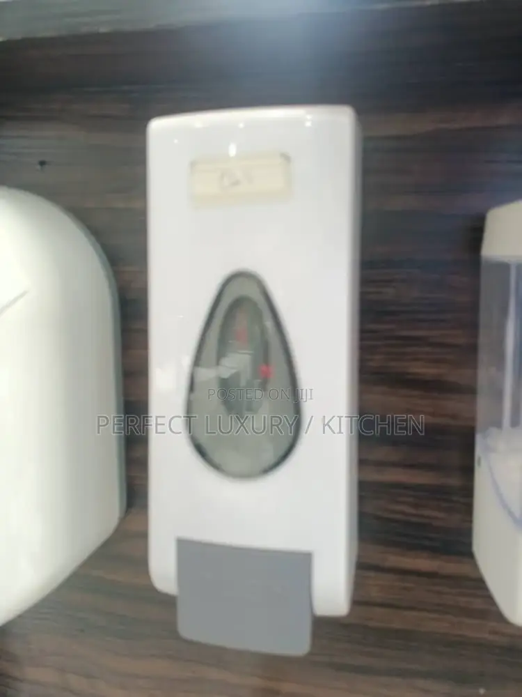 Manuel Soap Dispenser