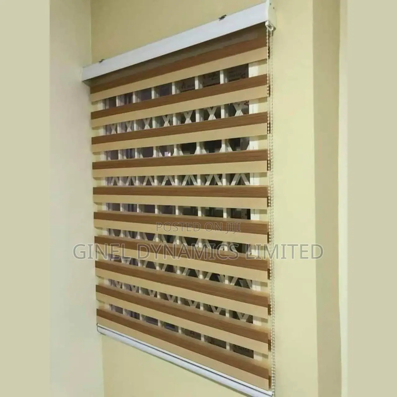 High Quality Window Blind (Free Delivery)