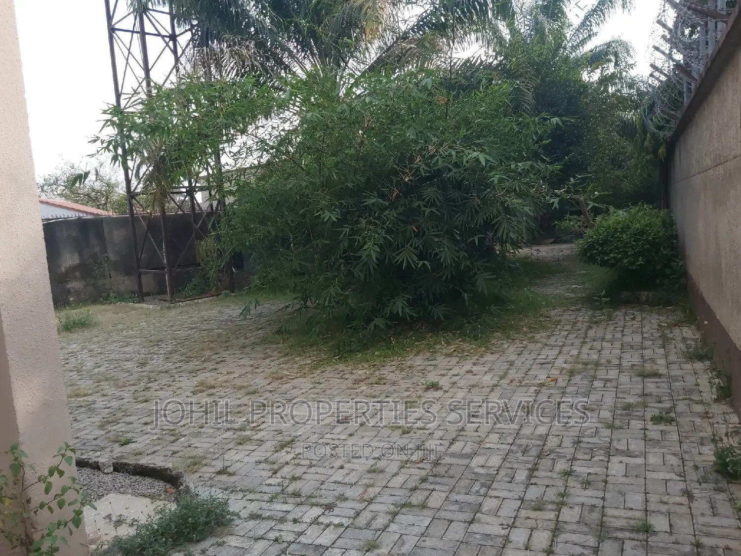 5bdrm Duplex in Maitama for sale