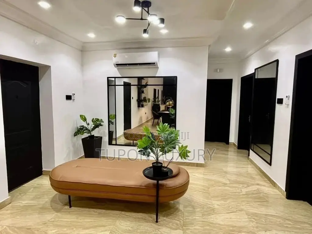Luxury 4bedroom Penthouse in Ikoyi