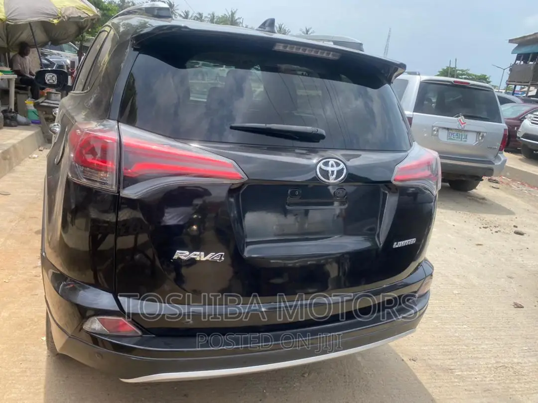 Toyota RAV4 2016 Black