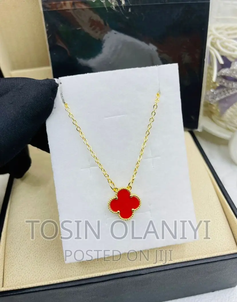 Ladies' Fashion Necklace