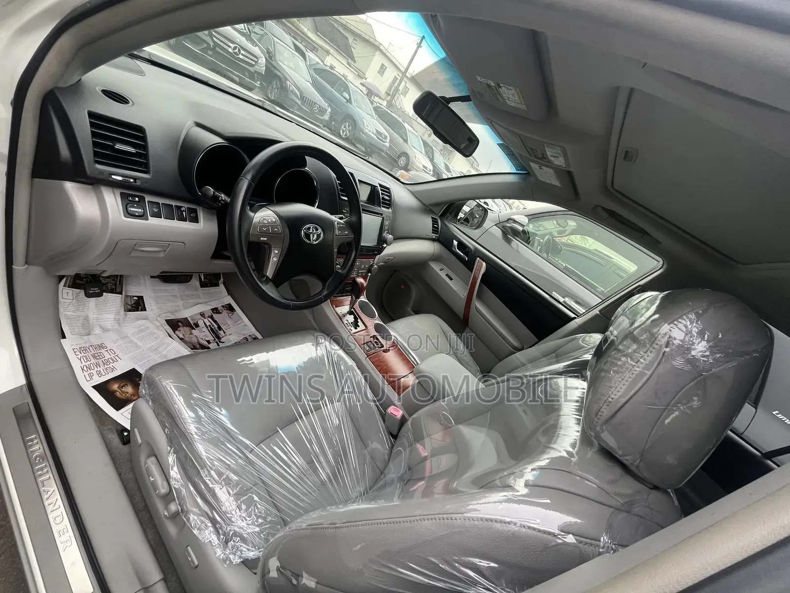 Toyota Highlander Limited 2010 White