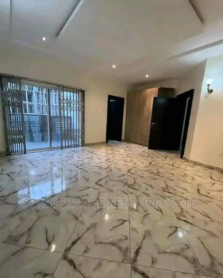 Interior And Exterior Professional House Painters