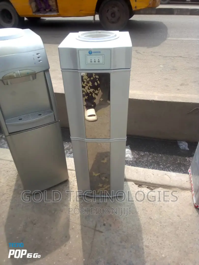 Hot And Cold Water Dispenser With Fridge