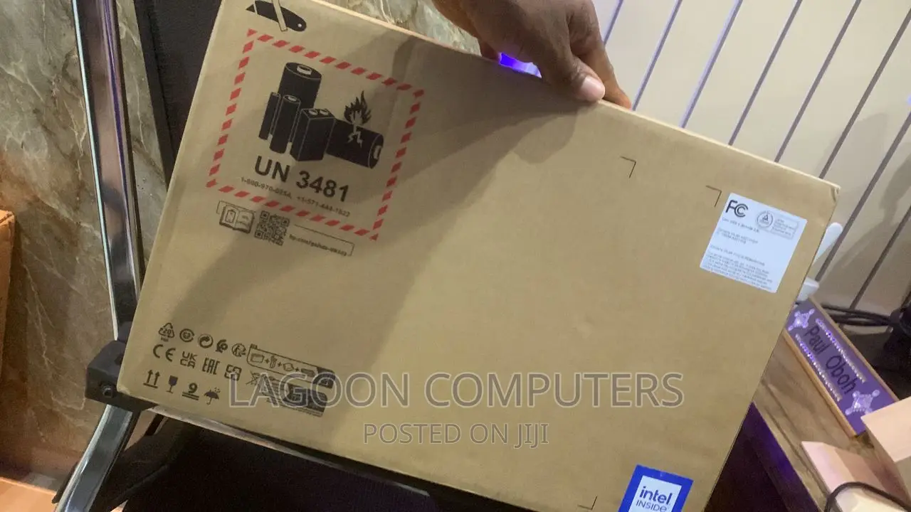New Laptop HP ZBook 14 16GB Intel Core I7 SSD 256GB