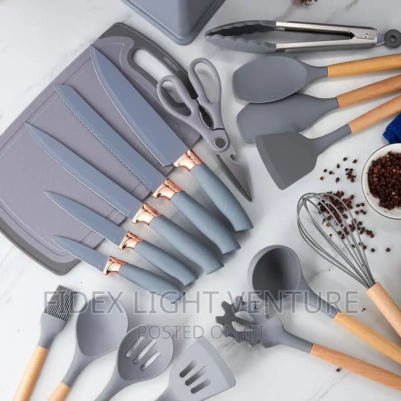 Seven Set Nife and Cutter