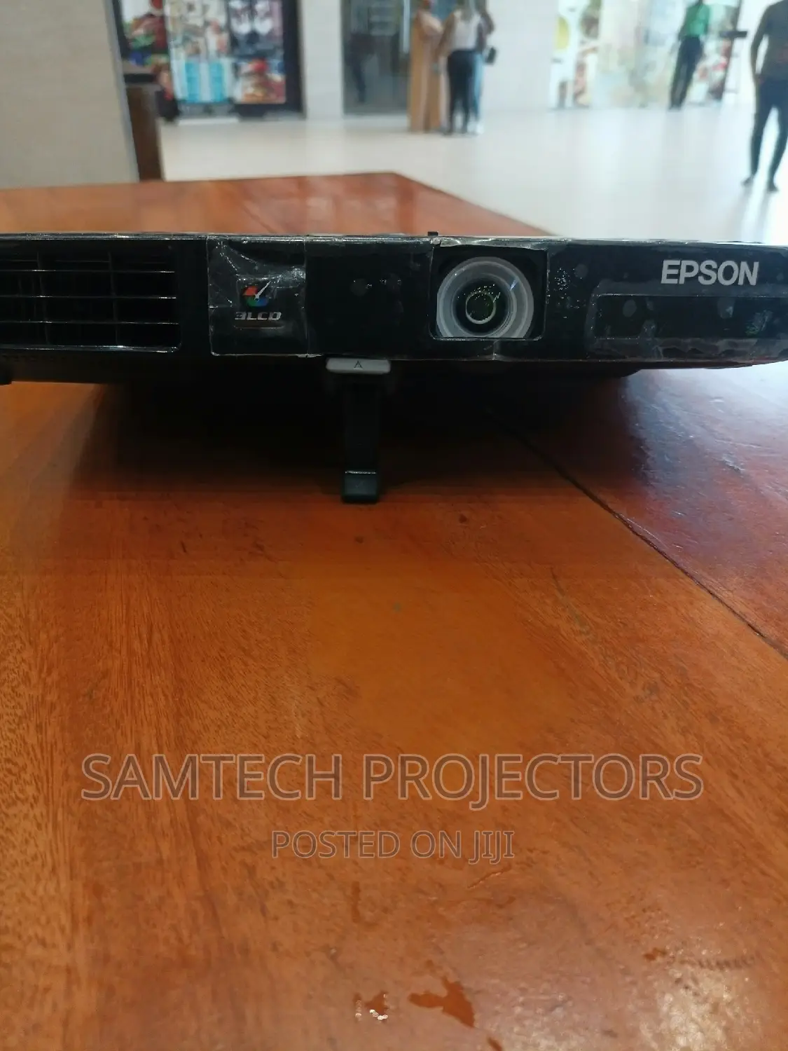 Uk Used Epson Projector for Meeting Room, Classroom Churches