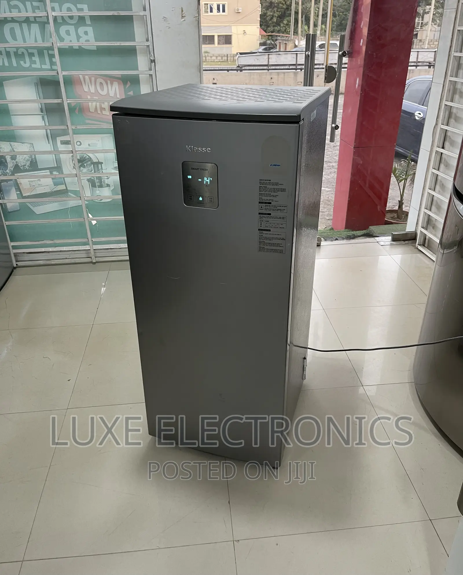 200 Liters Klasse Inverter Standing Freezer Foreign Used