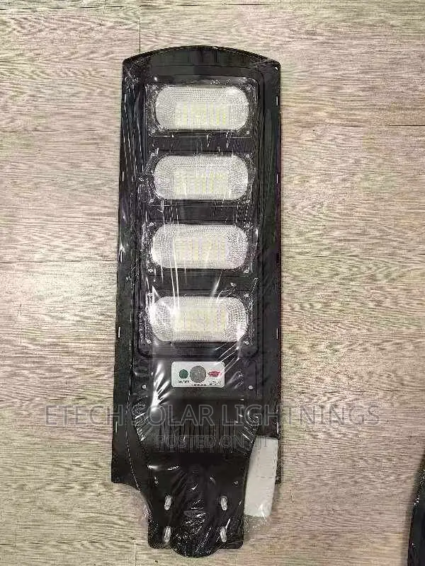 New Morden 400 Wats L E D All In One Solar Street Light
