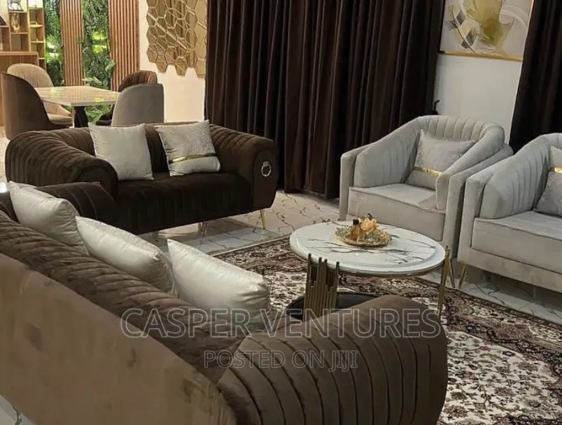 Glittering Apartment in Chevron