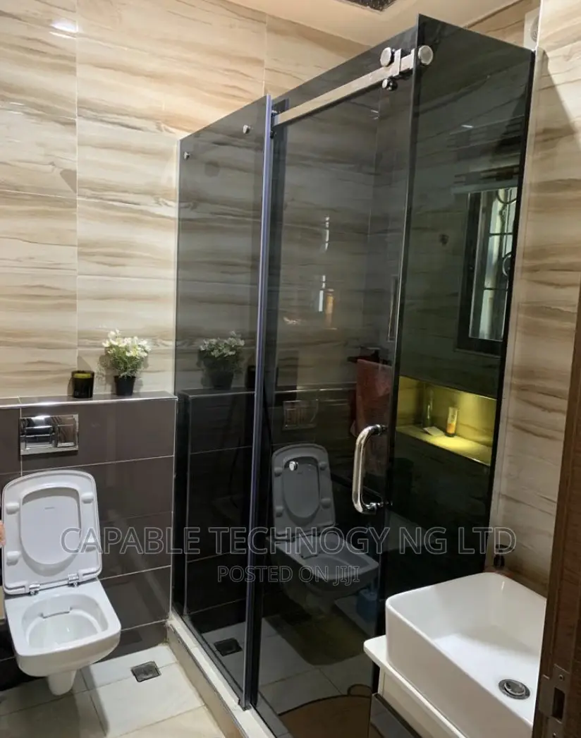 Glass Shower Cubicle