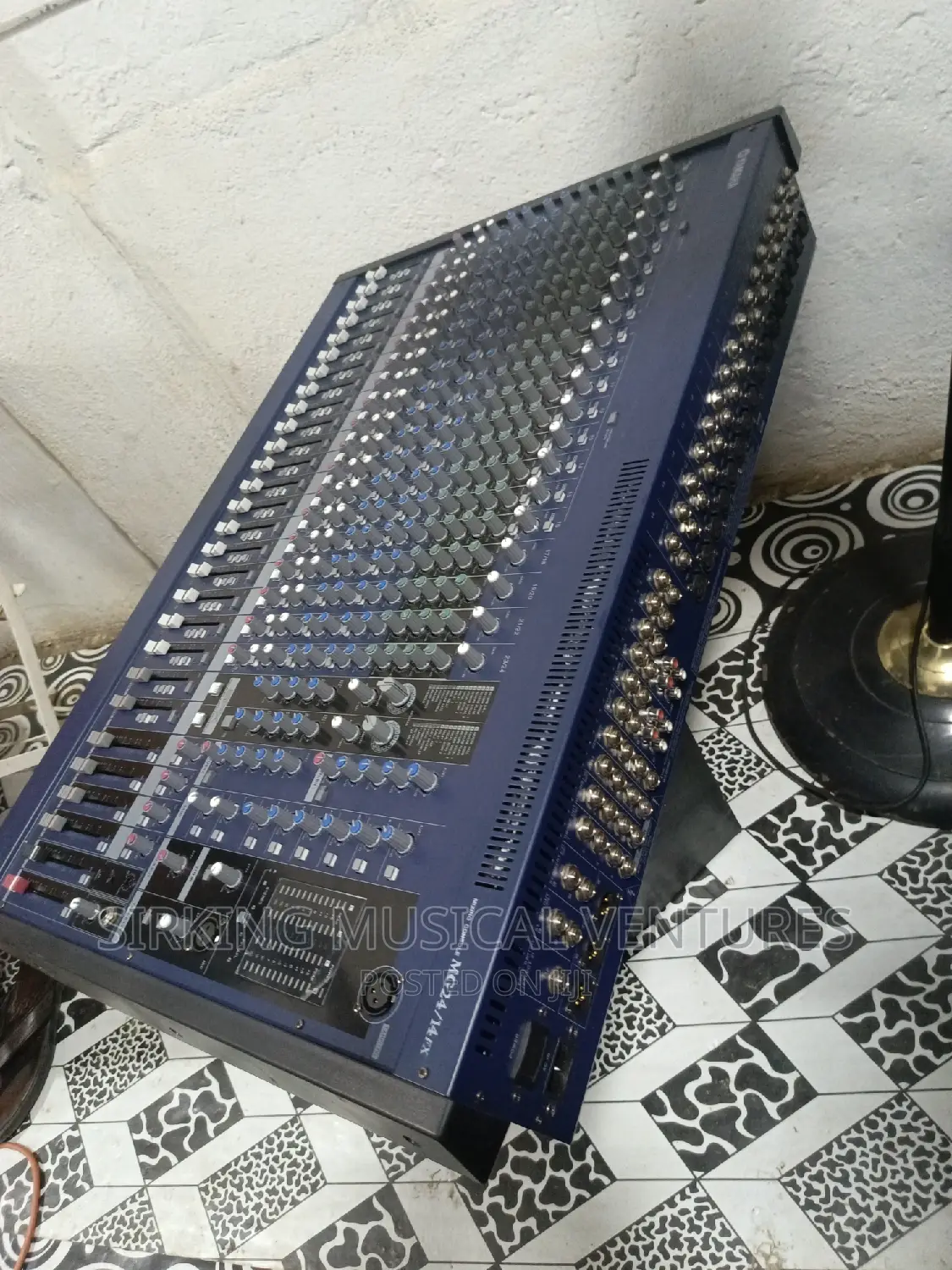 MG24/14fx Yamaha 24channels Mixer
