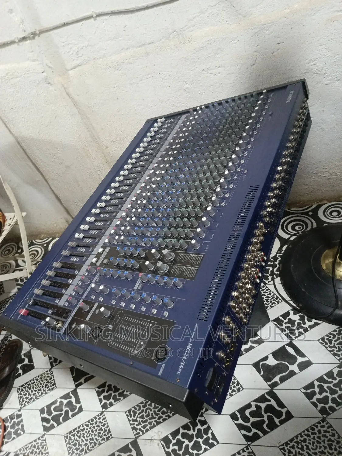 MG24/14fx Yamaha 24channels Mixer