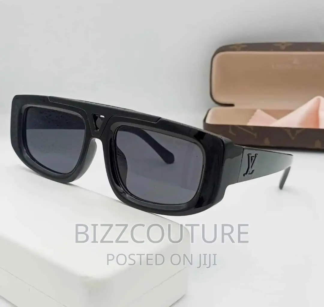 Original LOUIS VUITTON Sunglasses Available in Store