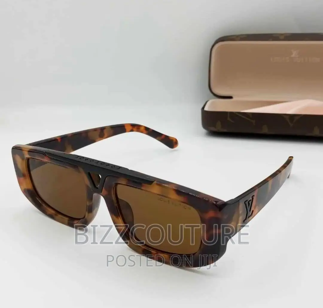 Original LOUIS VUITTON Sunglasses Available in Store