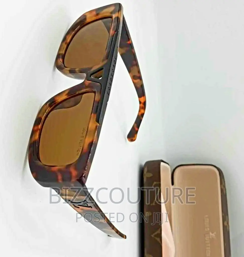 Original LOUIS VUITTON Sunglasses Available in Store