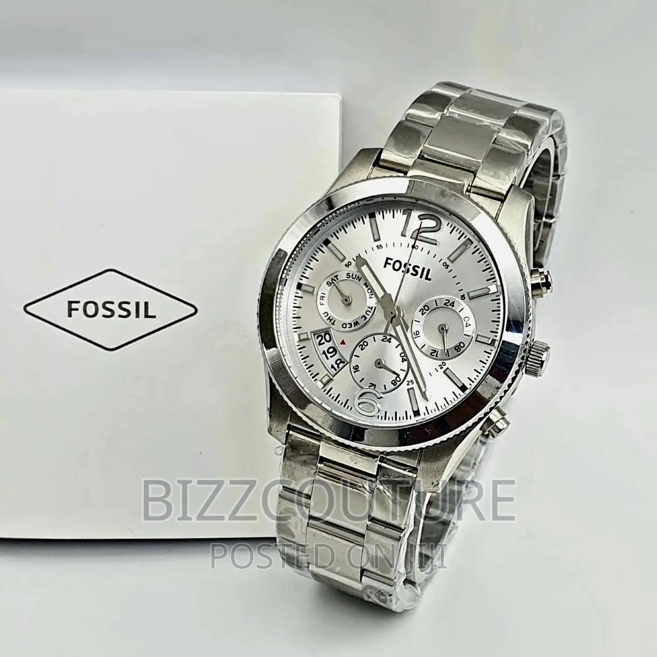 Original FOSSIL Silver Chain Ladies Watch Available in Store