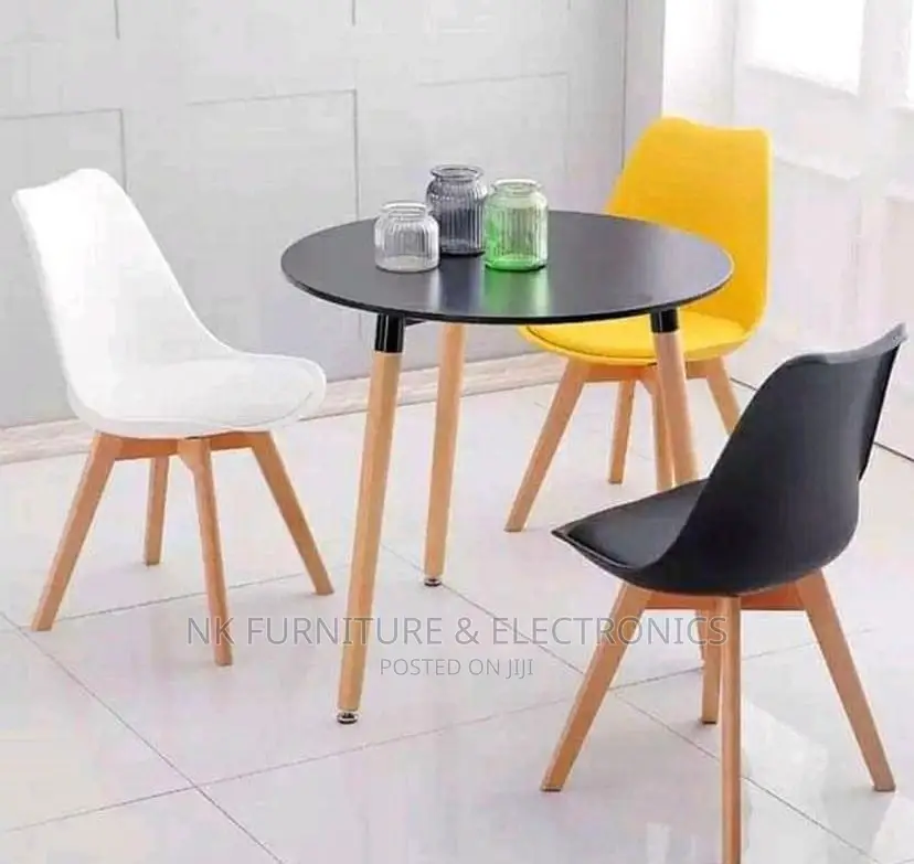 Imported Wooden Mini Dining Table for Restaurant