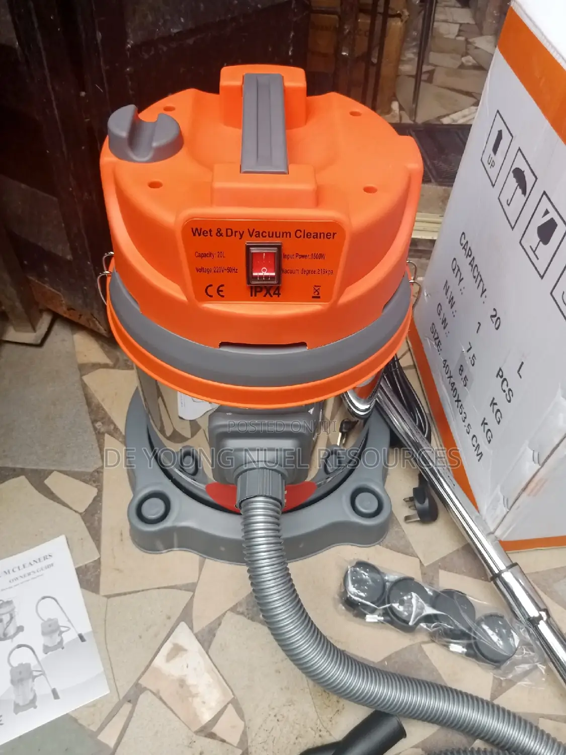 Quality Wet Abd Dry Vacuum Cleaner With Blower